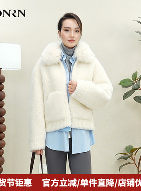 HONRN/红人狐狸毛领绵羊毛皮毛一体外套女冬HK59PM129