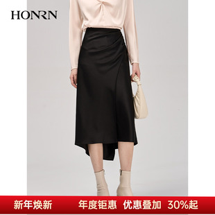 HONRN 红人气质垂坠感裙子侧边捏褶显瘦a字半身裙女春秋HI39OQ526