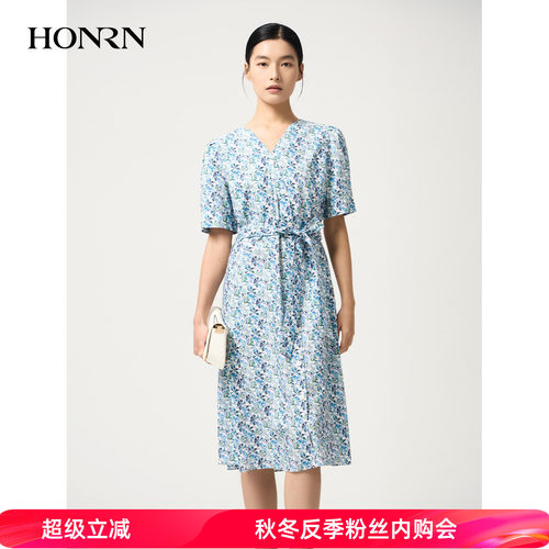 红人夏季V领碎花收腰显瘦连衣裙