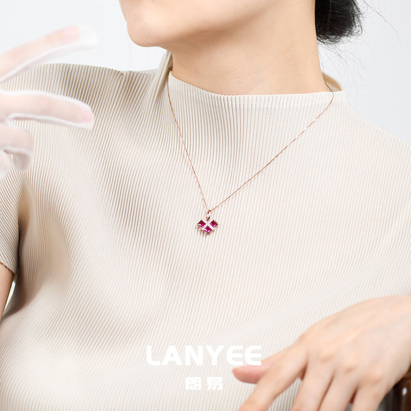 LANYEE心有所属红刚玉彩宝项链锁骨链女浓郁典雅轻奢爱心礼物新款