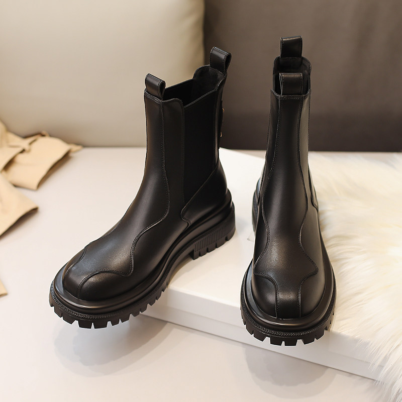 MAO XIONG의  가죽 라운드 발가락 여성용 첼시 굴뚝 부츠 2024 작은 사람들을위한 새로운 흰색 마틴 부츠 두꺼운 밑창 짧은 부츠