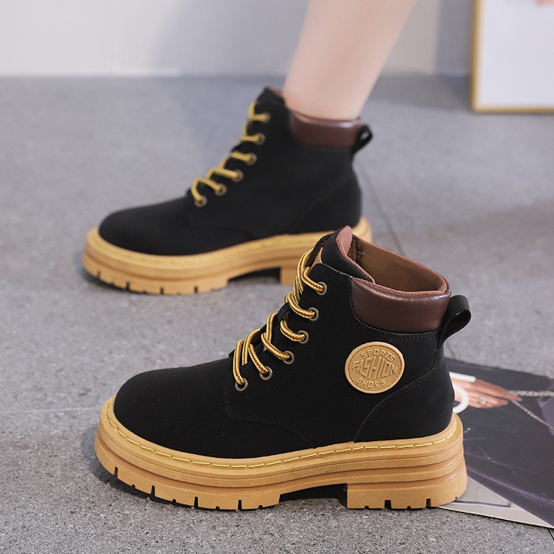 马丁靴女2025年新款秋冬款皮鞋粗跟厚底靴子系带平底短靴女Y0kl78