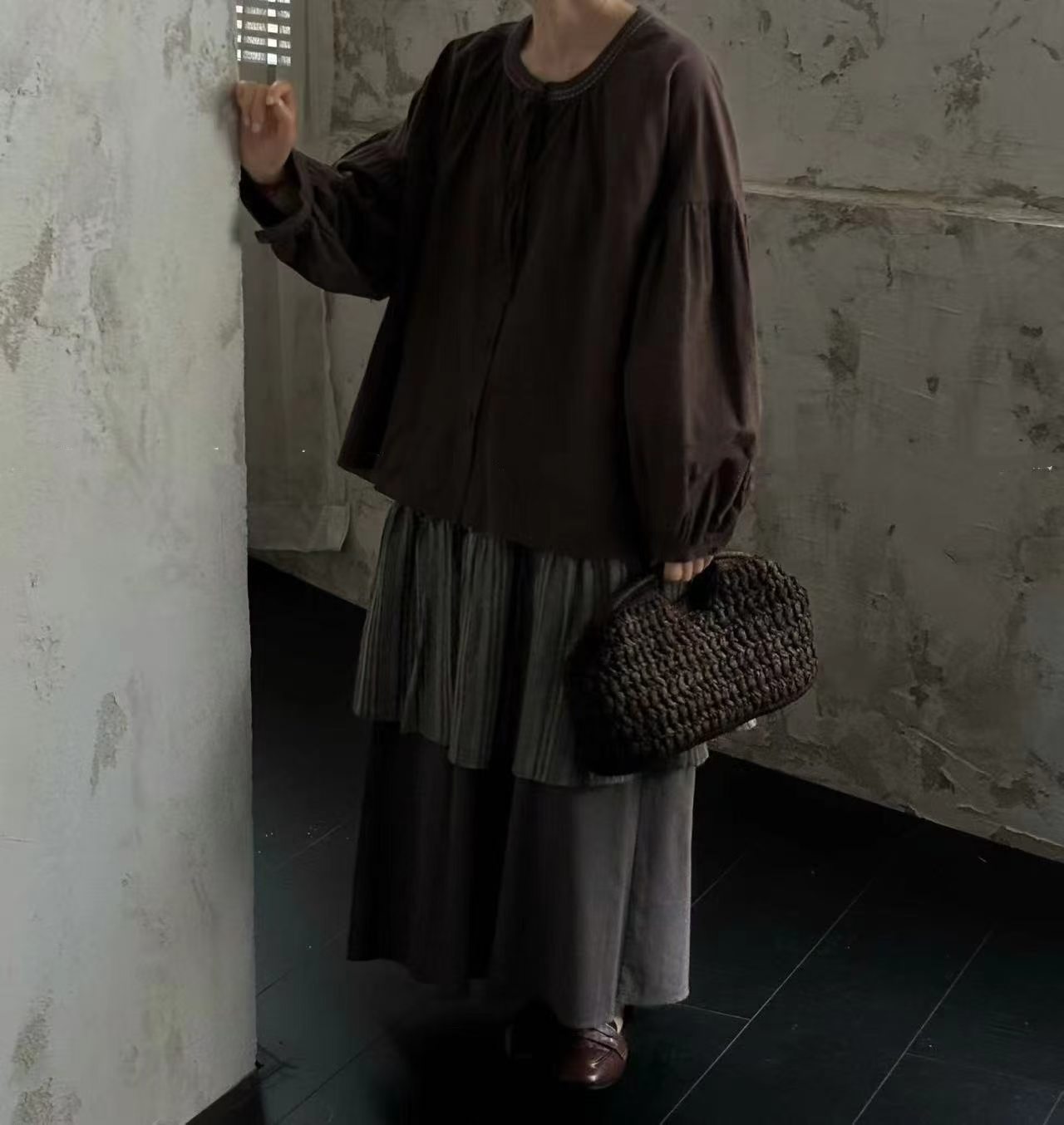 2026秋季新款日系文艺复古宽松显瘦百搭休闲棉麻刺绣领衬衫女