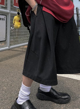 Aurocean 学院少年黑色西装短裤 大收褶廓形弯刀宽松大版休闲裤