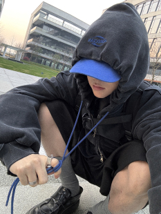 Aurocean 炒色做旧连帽卫衣450克重磅全棉毛圈宽短大版黑开衫外套