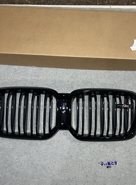 宝马新款X4X3M40i原厂亮黑色中网带孔