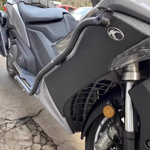 AK550一代二代光阳改装适用护杠