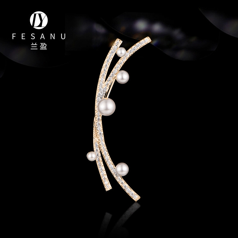 兰盈气质镶钻水晶胸针 原创设计服装胸章女配饰秋冬新款胸花礼物