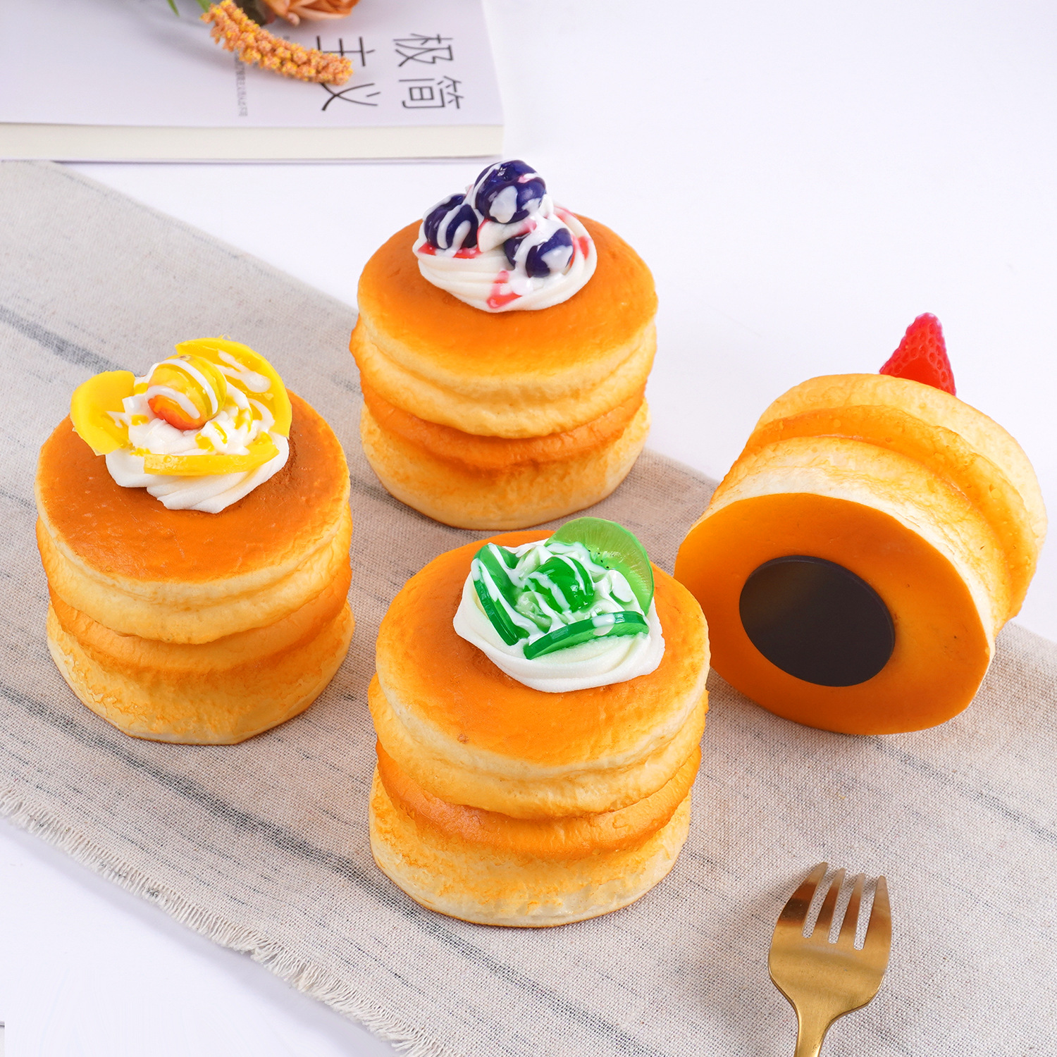 PU快回弹仿真食物双层蛋糕冰箱贴软香水果面包解压捏捏乐甜品