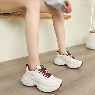 撤柜秋冬小白鞋新款真皮轻便软底小个子增高厚底时尚休闲老爹鞋女