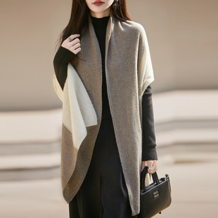 撤柜纯羊毛针织斗篷披肩女外搭配裙子秋冬新款多用围巾小坎肩开衫