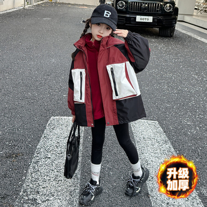 品牌断码女童秋冬款三合一冲锋衣可拆卸新款儿童女大童冬季加厚外