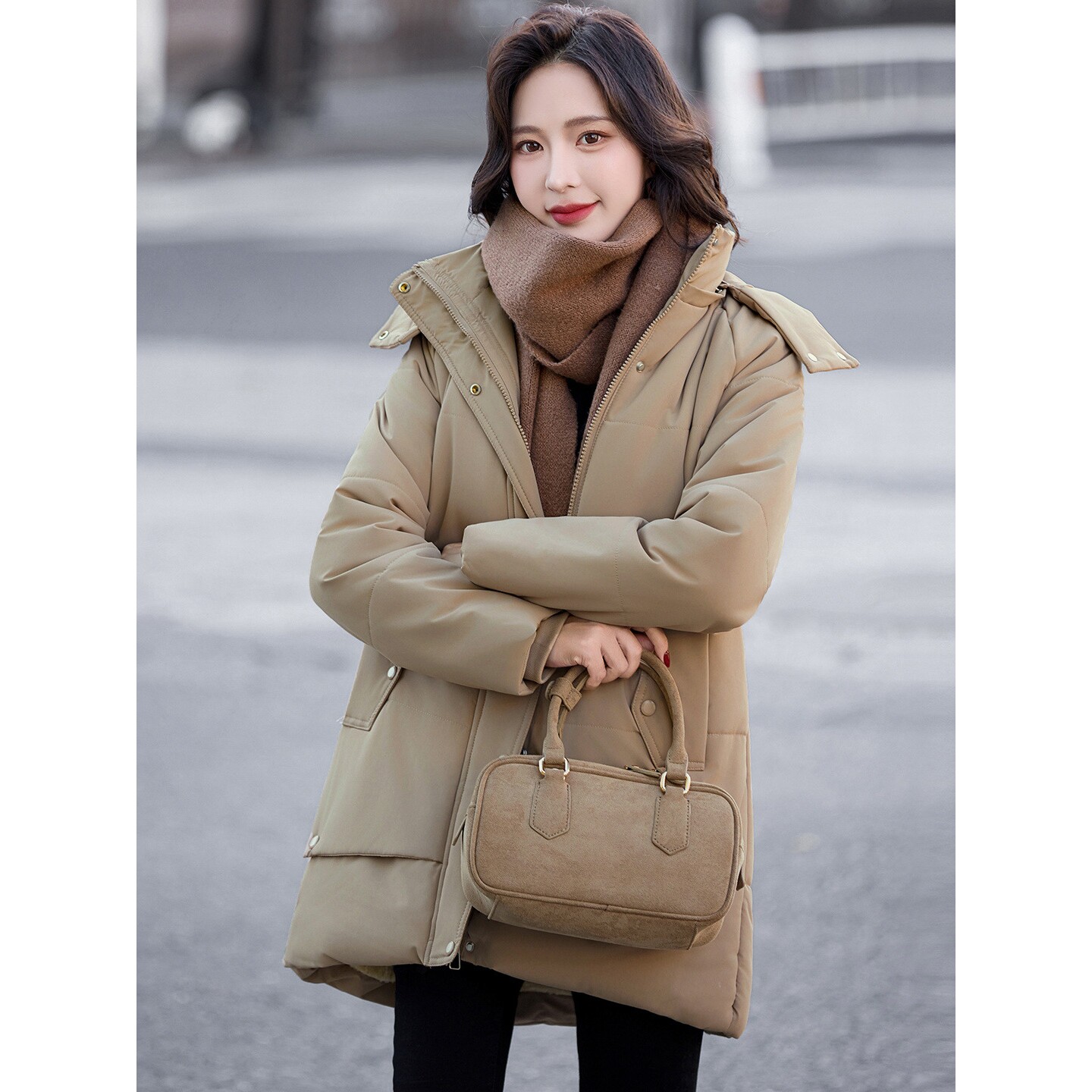 撤柜加绒加厚羽绒棉服女中长款冬季新款时尚洋气妈妈棉衣棉袄外套