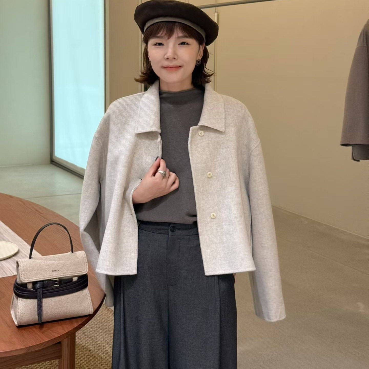 MOOTEA韩版冬季新款时尚气质翻领单排扣短款双面羊毛外套女