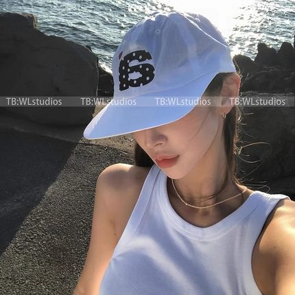 韩国ins爱心刺绣平檐棒球帽女速干夏季显脸小字母波点a个性鸭舌帽