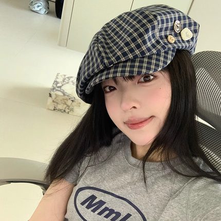 日系时尚百搭纽扣格纹贝雷帽女时尚画家帽大头围显脸小报童帽子女