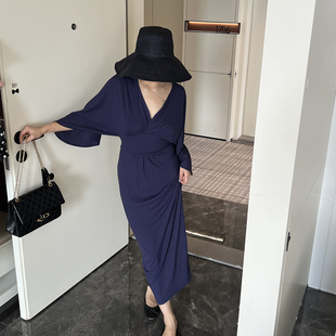 浴衣式 东京生活 v领藏蓝连衣裙女秋收腰显瘦中长裙 DINDI SECRET