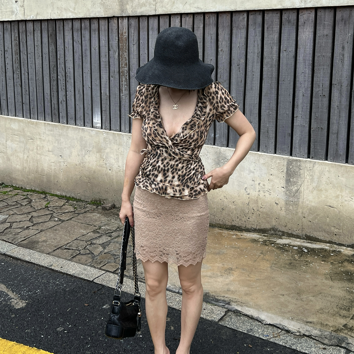 SECRET DINDI 拉丁美洲 木耳边绑带短袖豹纹上衣女夏复古修身显瘦