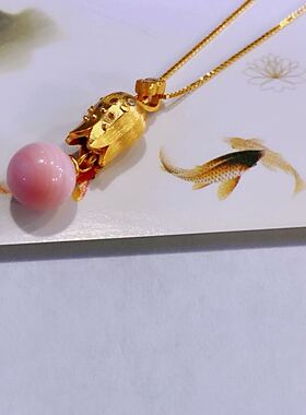 珠宝女皇贝纯银镀厚金时尚风吊坠