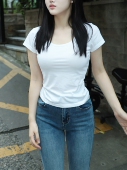 风花月微透收腰正肩显身材白T恤松弛又性感修身 不紧身纯色短袖 U领