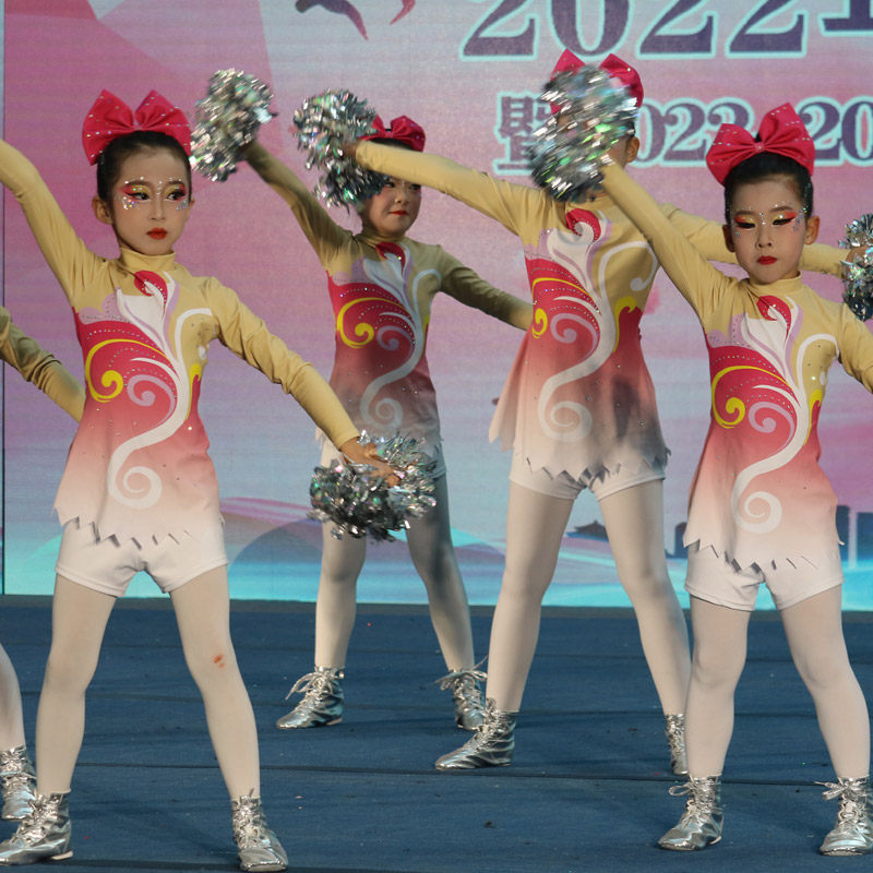 花球啦啦操演出服啦啦队服竞技装健美操服装体操服学生新品25女男