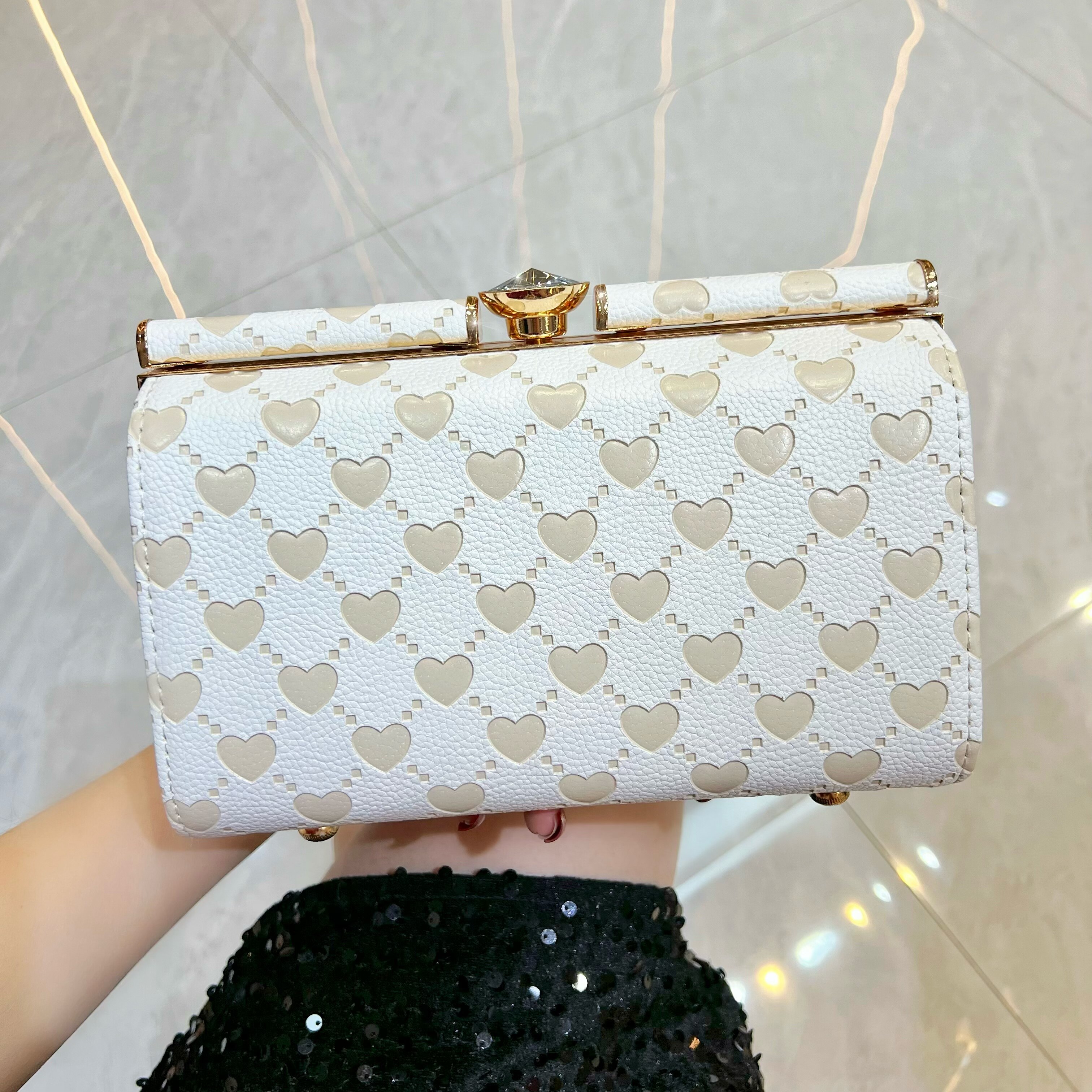 MissingYou爱心图案手拿包高级感时尚包包女大容量单肩包斜挎女包