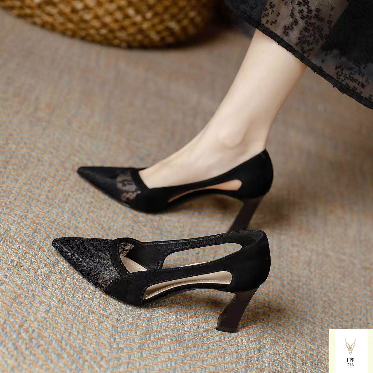 蕾丝职业跟新女2026新款黑色通勤性感工作鞋女增高透气镂空女