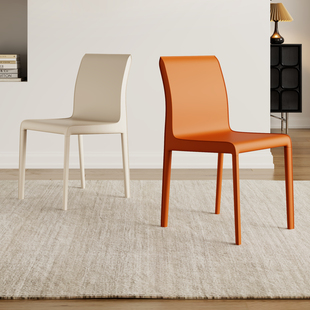 意式极简家用马鞍皮餐椅餐厅酒店网红椅子高档餐桌椅岛台靠背凳子