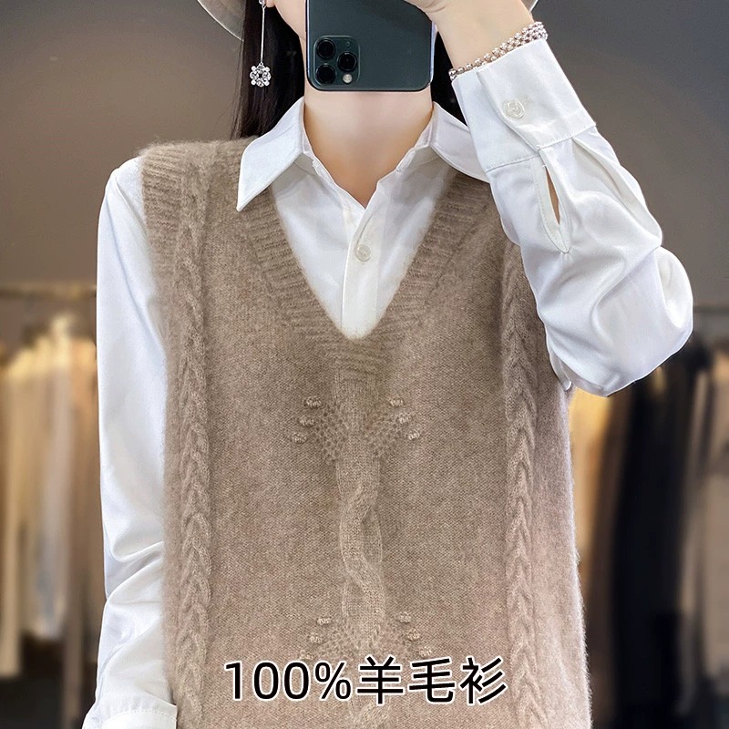 25羊绒马甲背心女秋冬宽松V领麻花外搭叠穿羊毛针织毛衣韩版背心