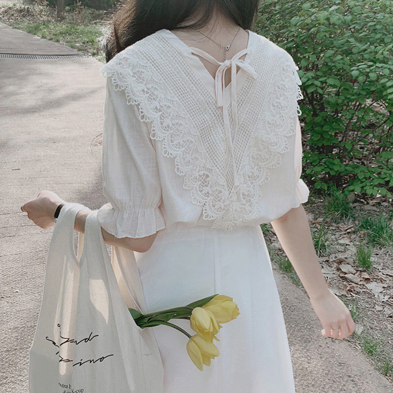 KOREAN WHITE SHIRT WOMENS VERSION LOOSE AND VERSATILE DESIGN SENSE NICHE LACE V-NECK FRENCH SHORT SLEEVE TOP