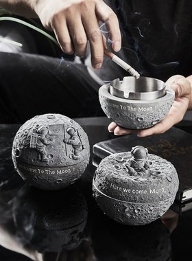 Nordic Home Cement Astronaut Spaceman Ash Tray Decoration