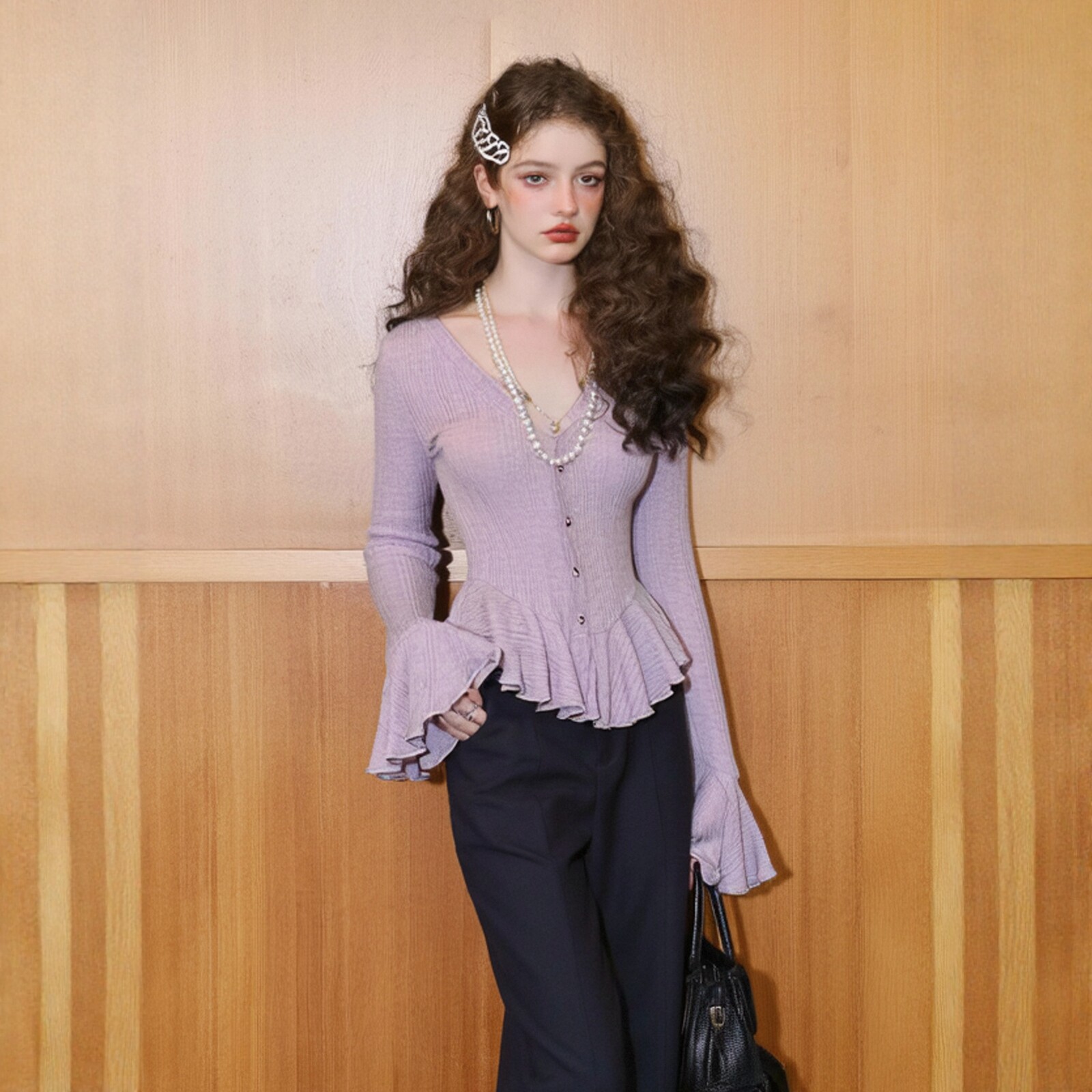 『卓芝』法式设计休闲喇叭短款针织衫2025秋冬新款不规则修身上衣