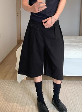 Slow Fade 醋酸羊毛“双褶箭袋”弧线腰头廓形七分短裤中裤