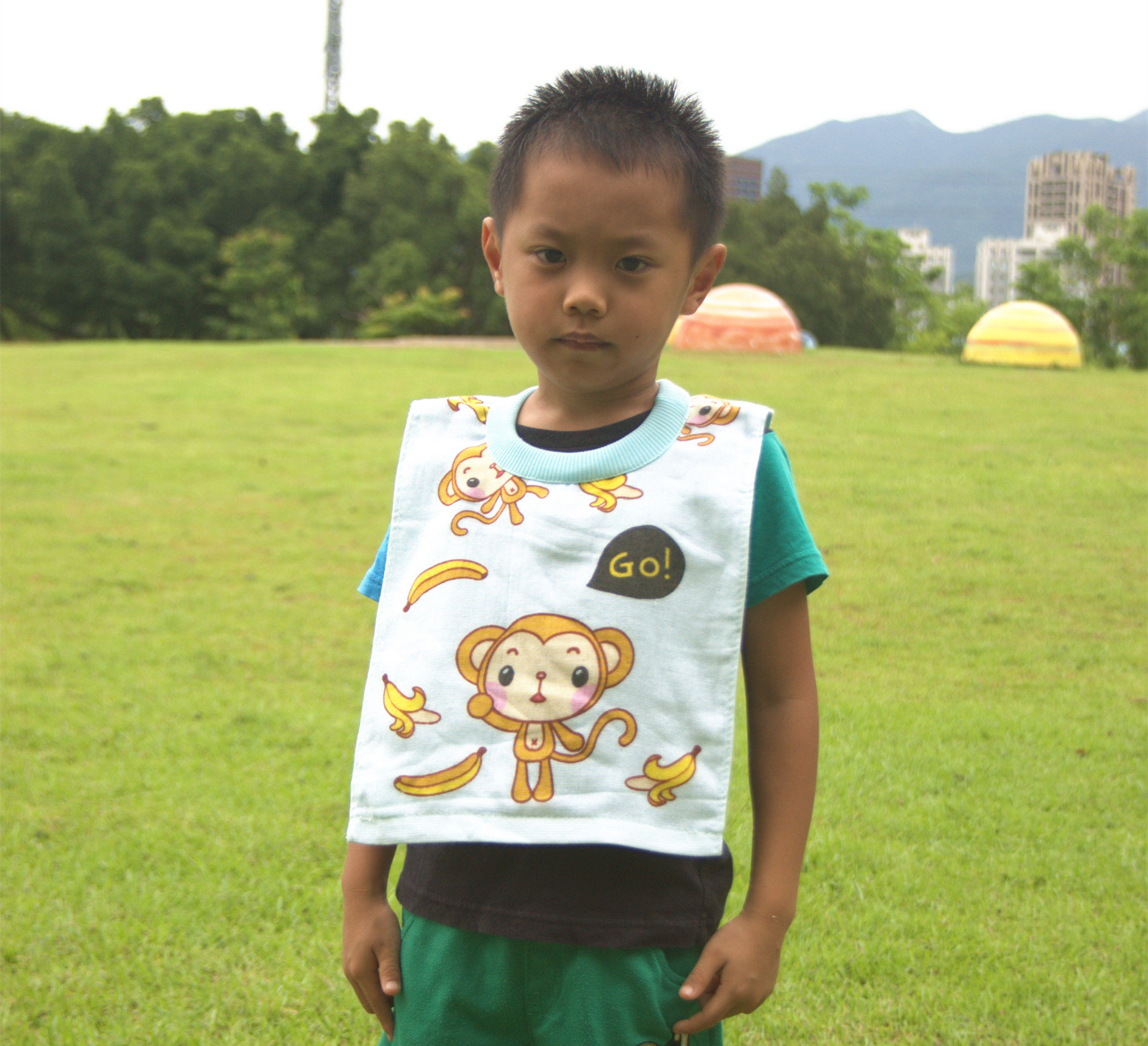 《现货》婴儿纯棉围嘴宝宝口水兜猴子纱布毛巾围兜小孩吃饭兜包邮