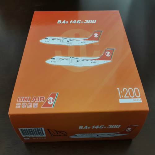顺丰保价发货：JC Wings 1:200 ，中国台湾立荣航空，BAe146-300