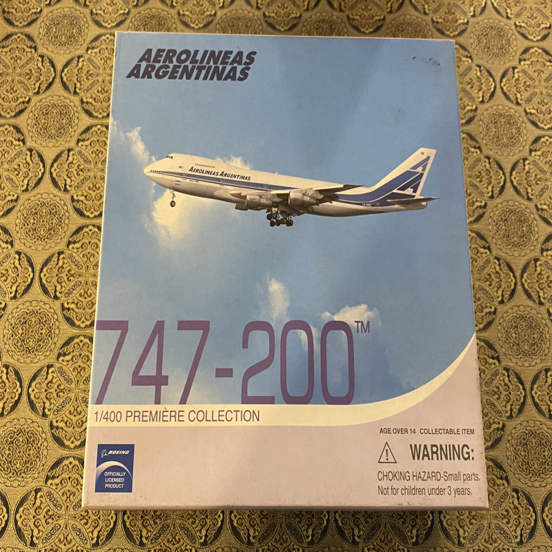 威龙成品客机模型55320～1:400 阿根廷航空公司 B747-200