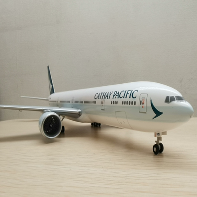 國泰航空波音777-300ER (1:200) 国泰航空Boeing 777-300ER 1:200
