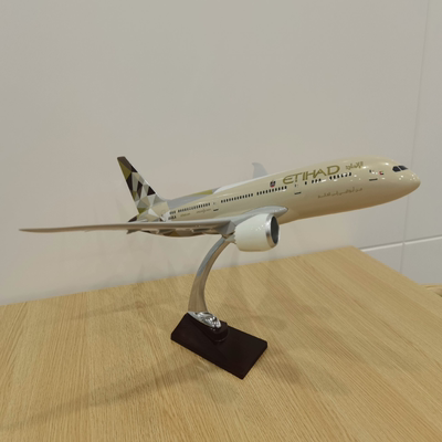 阿提哈德航空787   1：200Etihad Airways合金材质，非塑料能比