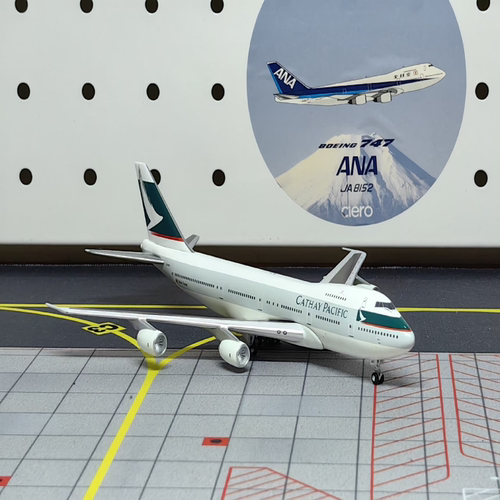 Bigbird aeroclassics bbmk1 1/400 747-200Cathay Pacific国泰