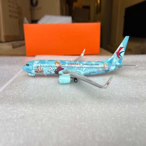 ：JCwings比例：1:200材质：合金机型：波音 B737-800注册号