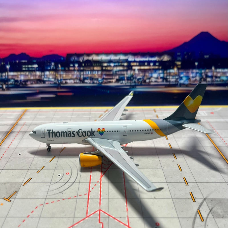 NG Model 英国托马斯库克航空 A330-200 G-MDBD 1:400 模型无瑕