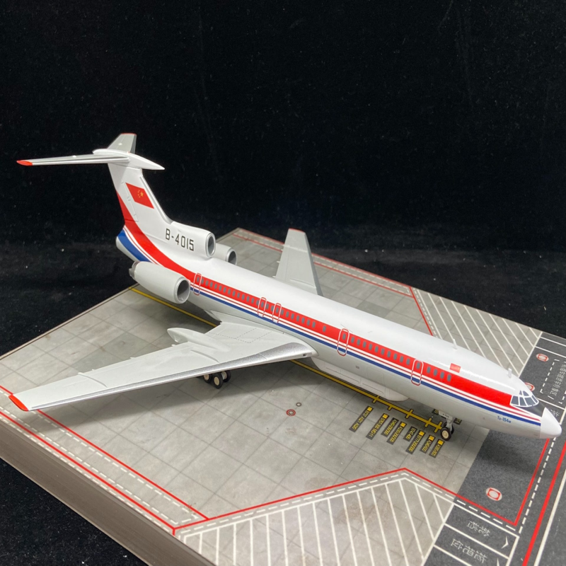 1：200 Patriot PLAAF 电侦Tu154 编号B-4015  很难得的的一款毛