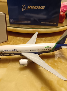 JC200 波音772eco绿色环保版本这款是非常经典的绿色燃油款772整