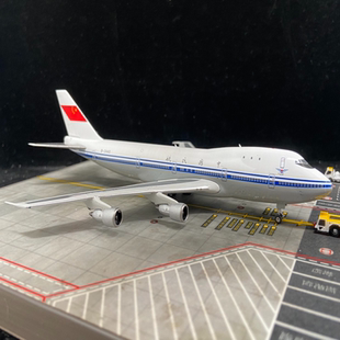 1：400 PH  中国民航 波音747-200 ，编号B-2440，CAAC标涂 ，顺