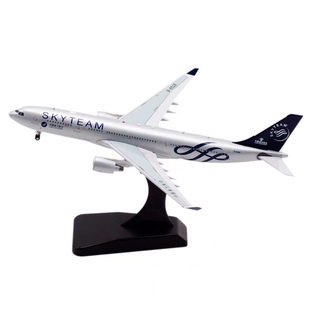 AV1:400南方航空A330-200客机B-6528南航天合联盟飞机模型合金摆