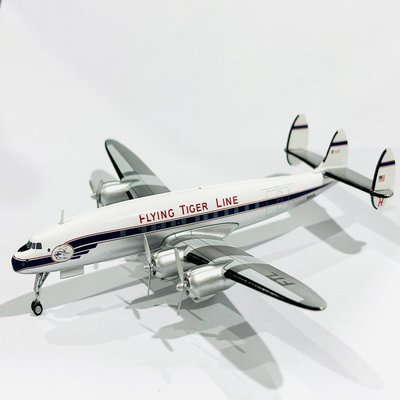AC1:200 Flying Tigers Lockheed L-1049H N101R/N6915C实物如图