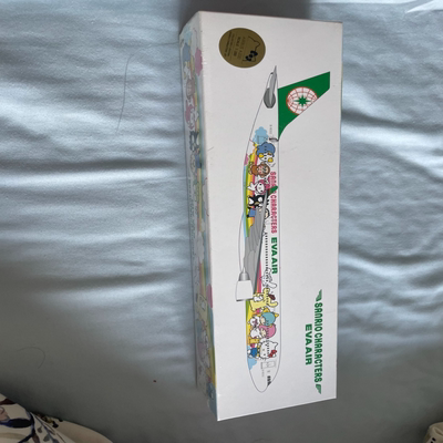 长荣航空hello kitty飞机模型A330机型 1-200带塑封仅长荣航空机