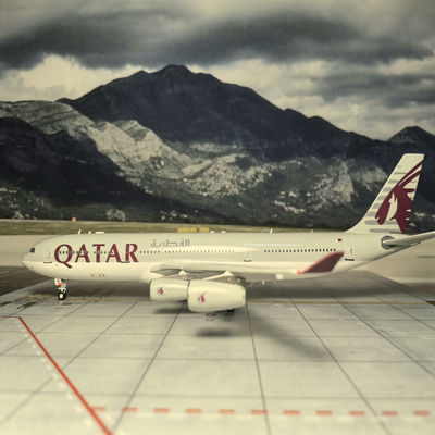 Inflight 1：200 卡塔尔航空（Qatar Airways） 空客A340-300 A7-