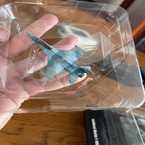 hogan 1/200合金飞机模型  F-16  假想敌中队