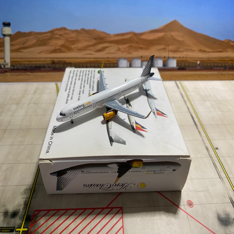 Aeroclassic 西班牙伏林航空 A321-200W EC-MGY 1:400請不要问我